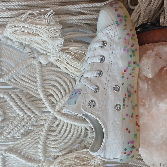 🎉Converse CONFETTI 🎉 GIRLS White Sneakers with Colorful CONFETTI SZ 1 - Picture 7 of 9